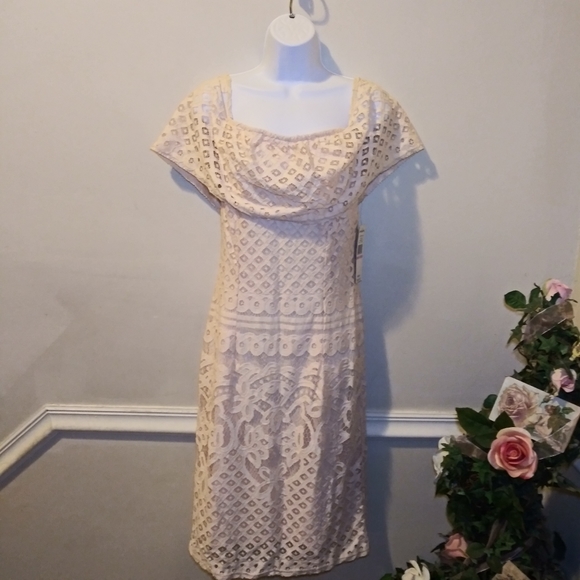 Sharagano Pale Pink Lace Sheath Dress With Convertible Neckline - Picture 2 of 11